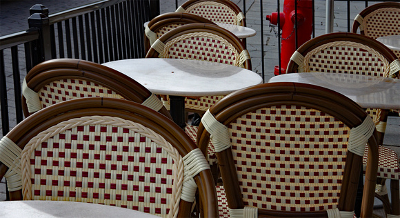 Elaine Bacal_Wicker chairs Old MTL