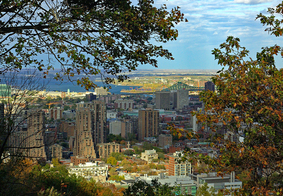 Elaine Bacal_East view of Montreal01